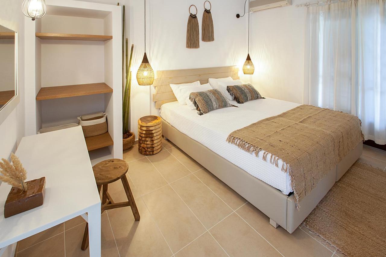 Paris Studios & Apartment Αγία Παρασκευή Εξωτερικό φωτογραφία