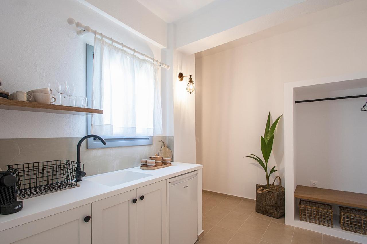 Paris Studios & Apartment Αγία Παρασκευή Εξωτερικό φωτογραφία