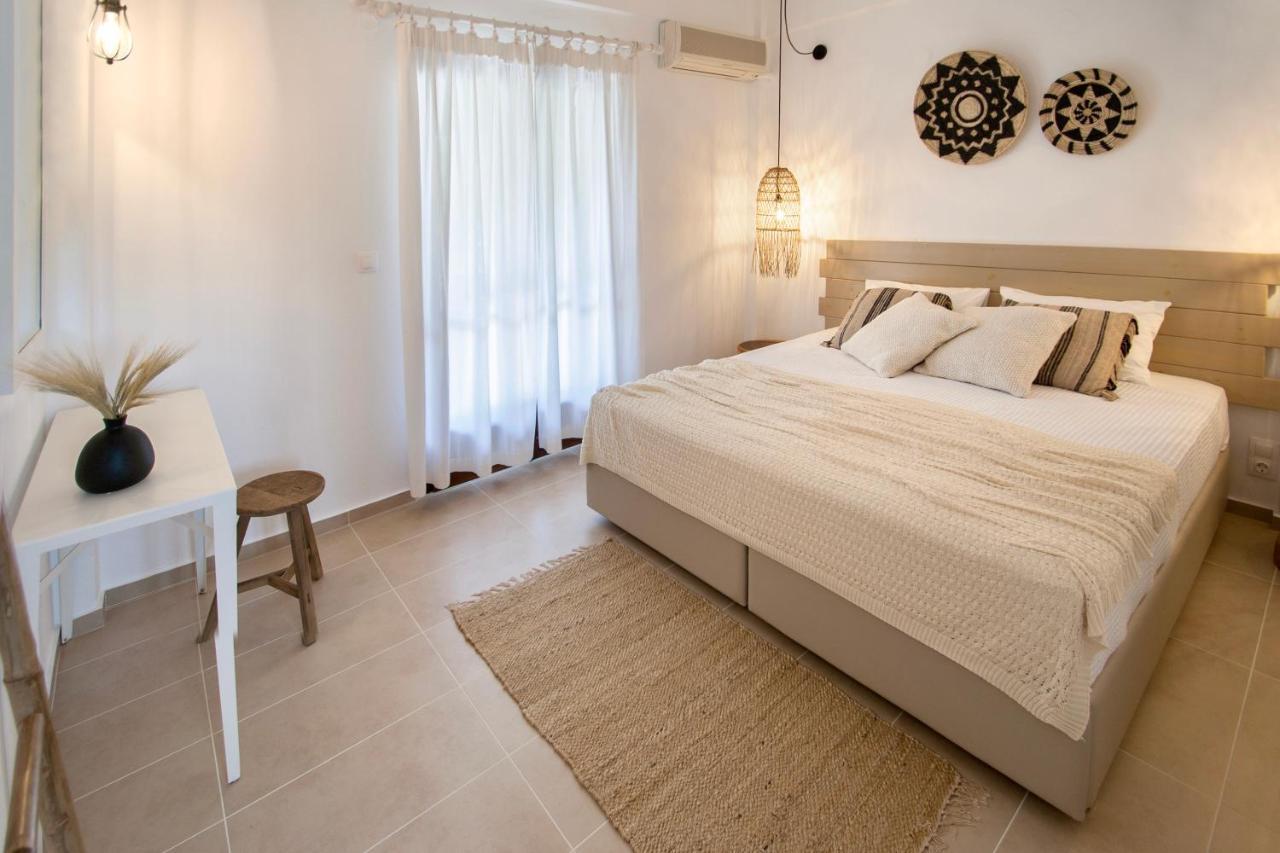Paris Studios & Apartment Αγία Παρασκευή Εξωτερικό φωτογραφία