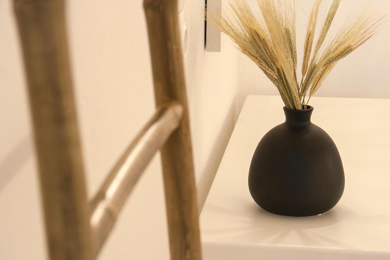 Paris Studios & Apartment Αγία Παρασκευή Εξωτερικό φωτογραφία