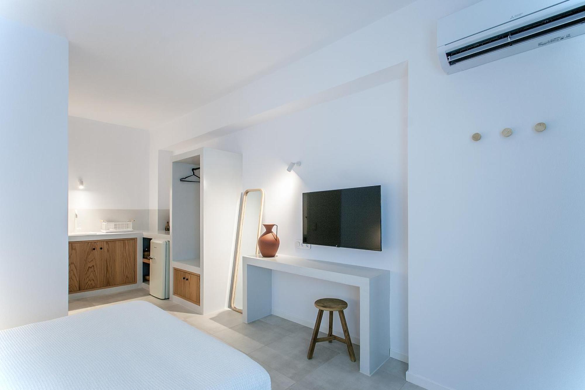Paris Studios & Apartment Αγία Παρασκευή Εξωτερικό φωτογραφία