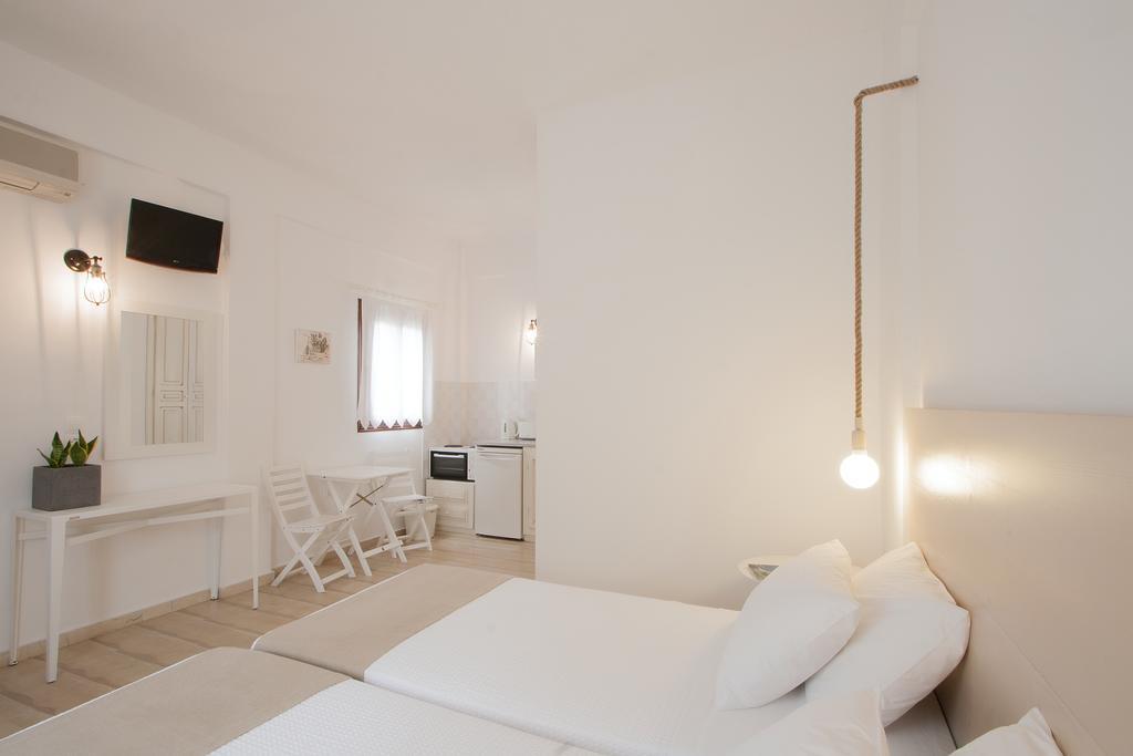 Paris Studios & Apartment Αγία Παρασκευή Εξωτερικό φωτογραφία